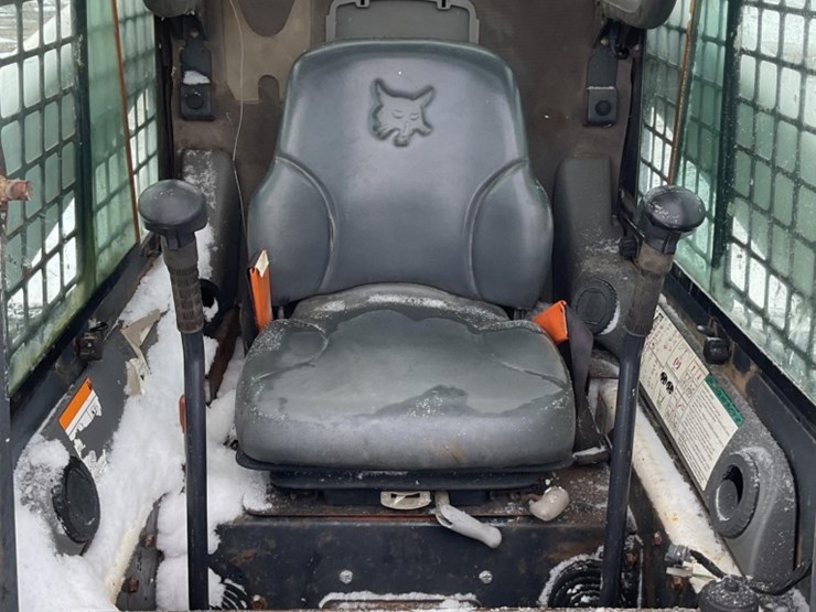 bobcat-t250-image-11