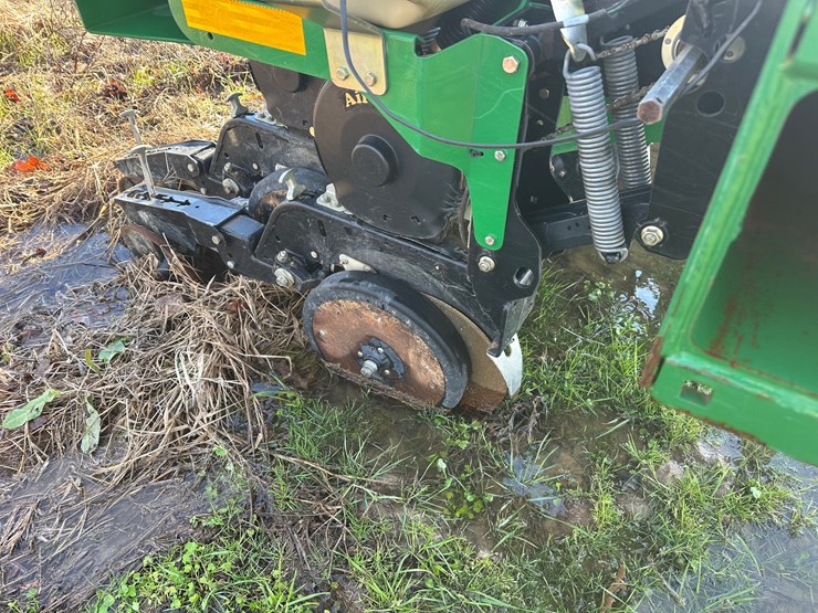 2019-great-plains-yp825a3p-image-10