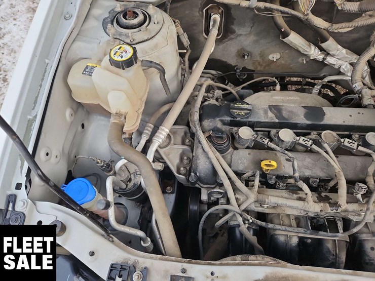 2011-ford-escape-xlt-image-28