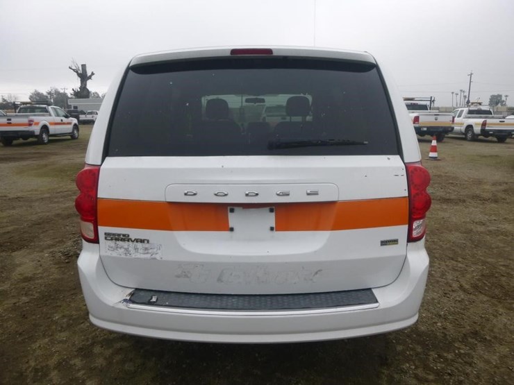 2014-dodge-grand-caravan-image-8