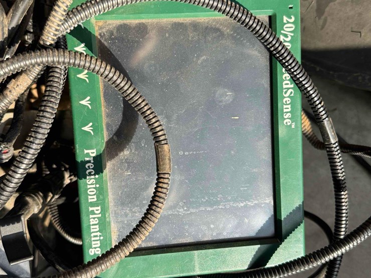 john-deere-1770-image-21