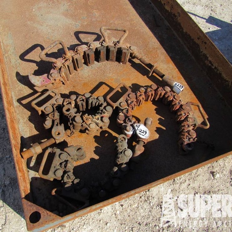 (1-229) (4) Drill Collar Safety Clamps, VARCO 7-...