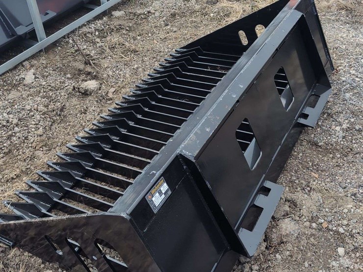 wolverine-skid-steer-sb66-rock-bucket---66"-image-2