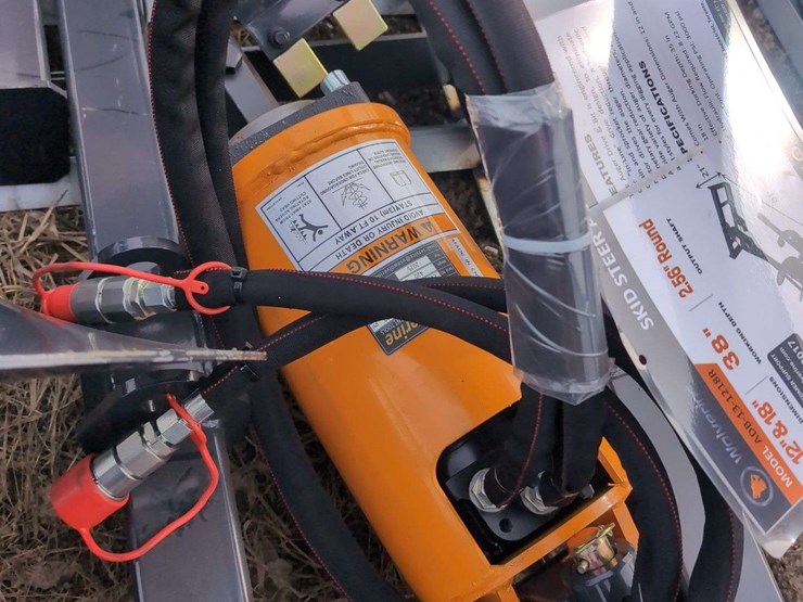 (1)-wolverine-skid-steer-auger-drive-and-bit-12"-&-18"---adb-131218r-image-5