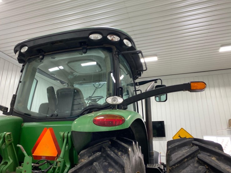 2013-john-deere-7230r-image-13