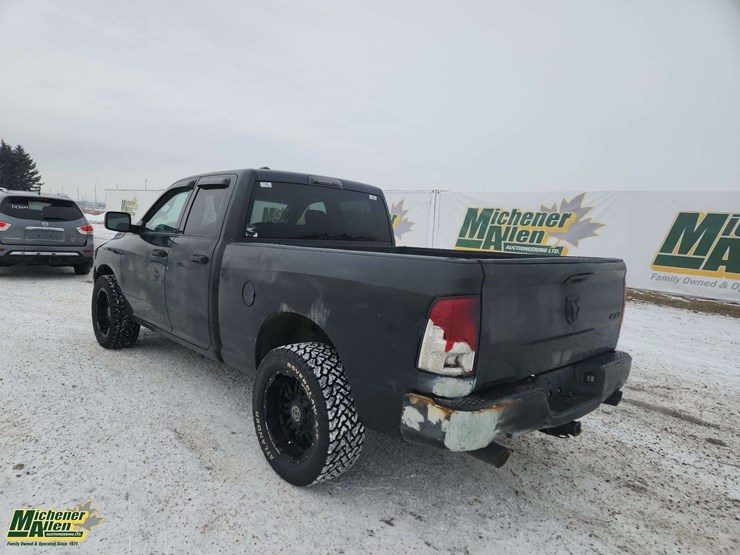 2017-dodge-1500-image-3