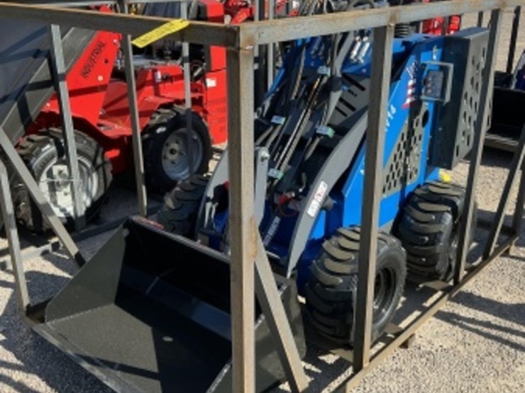 2025-agt-mx-mrw14-skid-steer-image-2