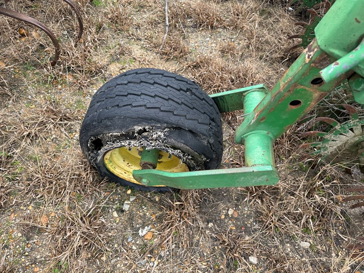 john-deere-400-image-5