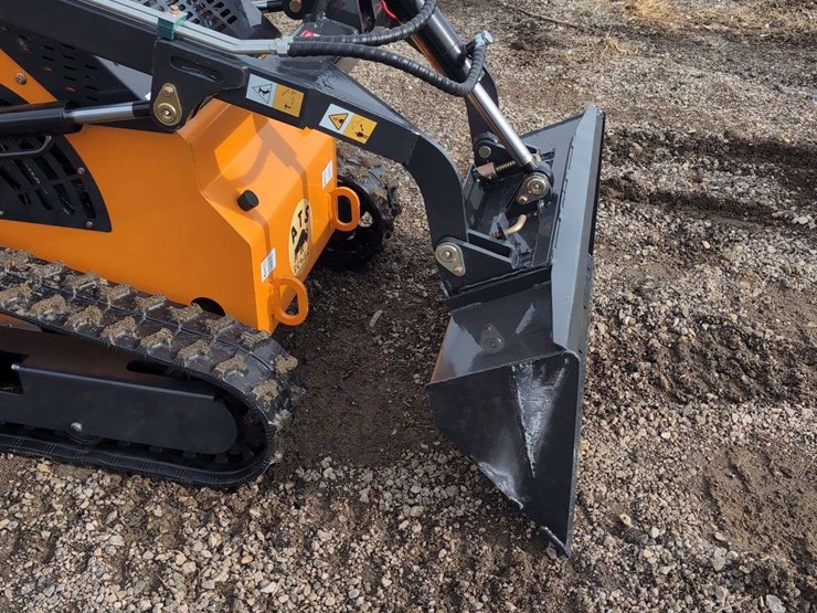 23-hp-mini-crawler-ats-t460-image-3