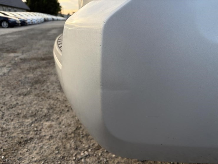 2012-nissan-pathfinder-image-32