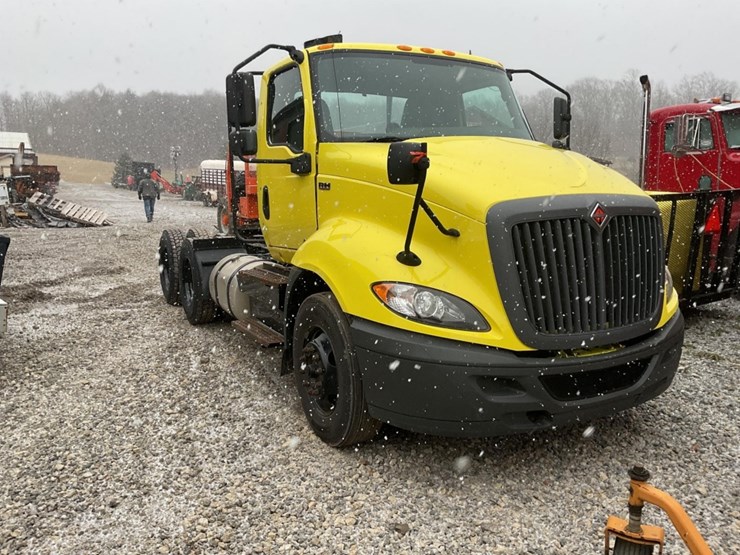 2020-international-rh613-truck,-vin:-3hsdwtzr4ln844855,-automatic,-504,834-miles,-a26-450-hp-diesel-image-1