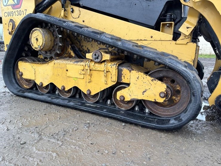 2021-caterpillar-259d3-image-18