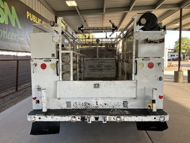 2015-ford-f550-image-6