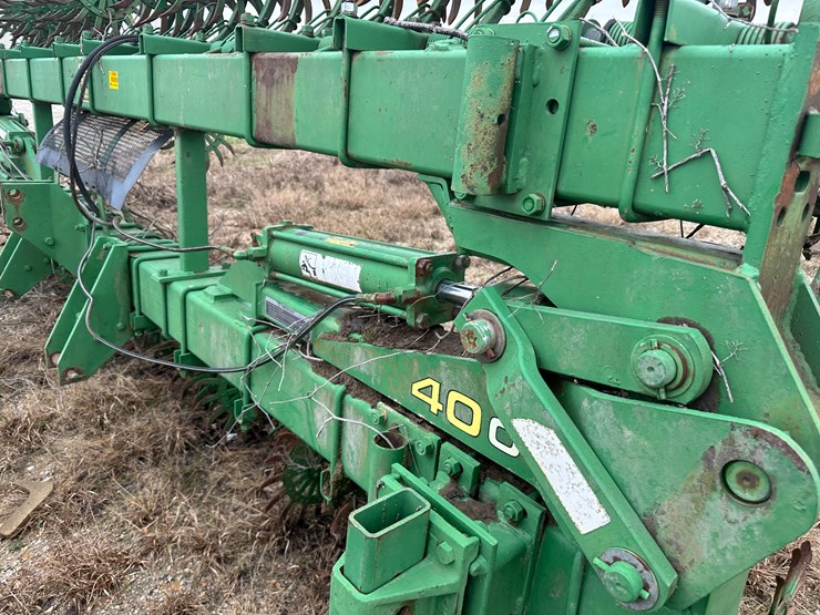 john-deere-400-image-25