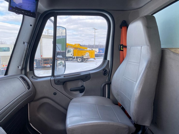 2018-freightliner-box-truck-**updated-1/30/26-@-155pm**-image-30