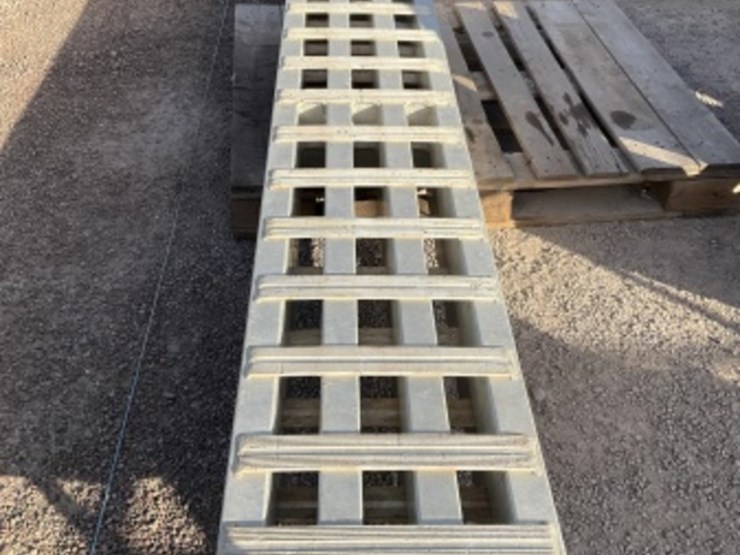 (2)-aluminum-ramps-image-3