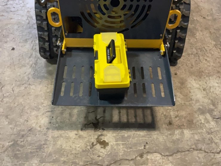 (inv.50098)-new-unused-cjg-zj-380-compact-track-loader,-27-hp-gas-engine,-aux.-hydraulics,-gp-bucket-image-12