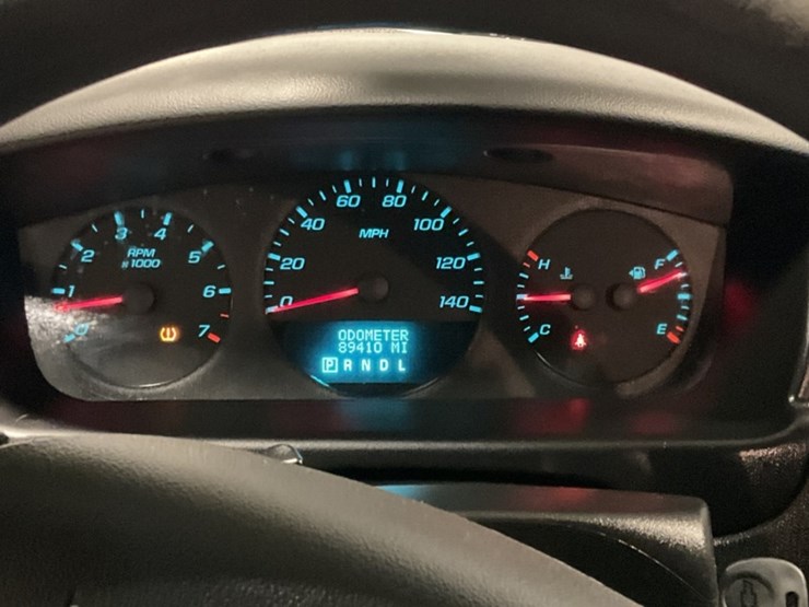 2015-chevrolet-impala-ls-sdn-image-16