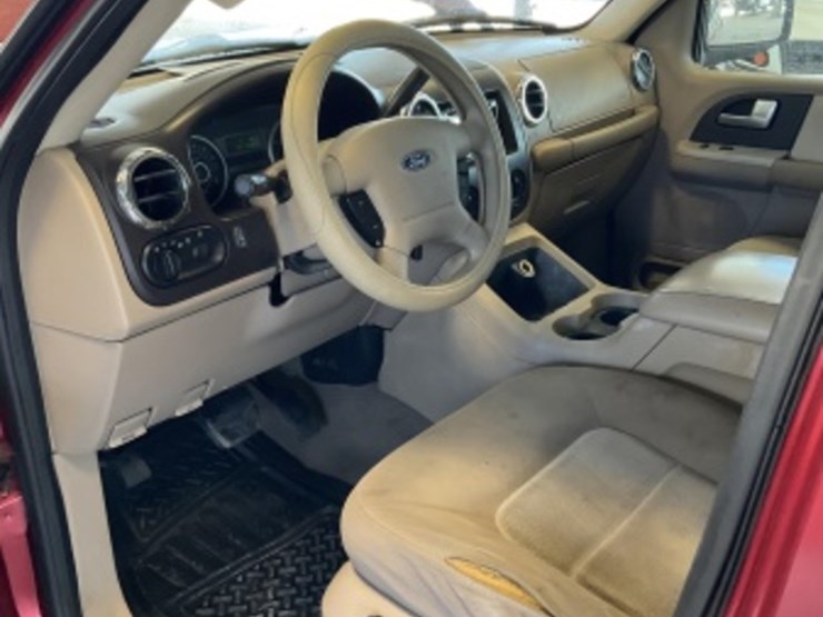 2006-ford-expedition-image-21
