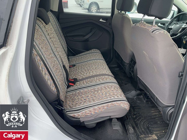 2016-ford-escape-se-image-17