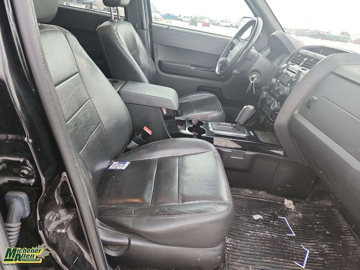 2012-ford-escape-xlt-image-18