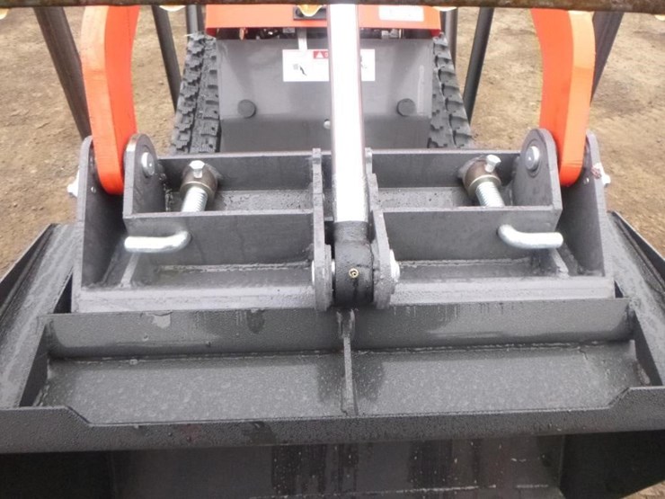 2025-agt-ysrt14-skid-steer-track-loader-image-9