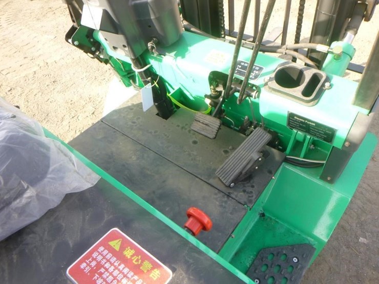 sdlool-d15-forklift-image-15