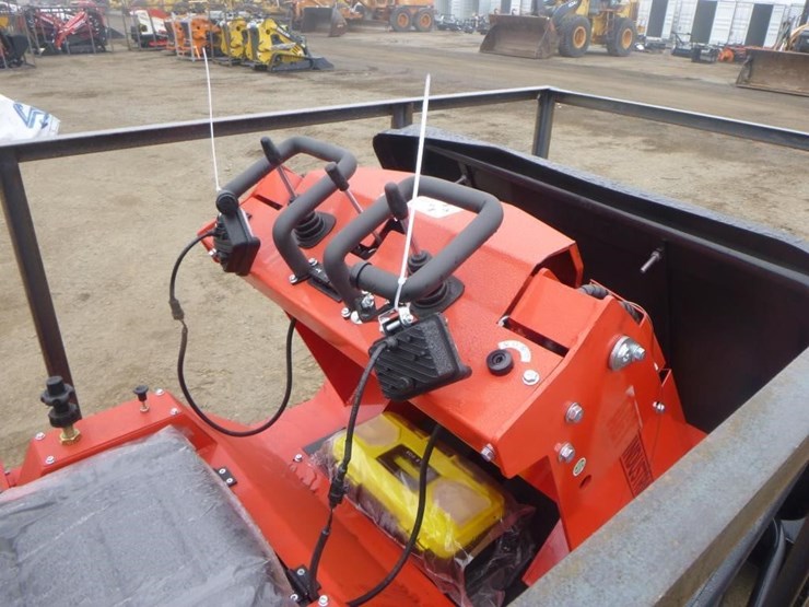 2025-agt-sda140w-skid-steer-loader-image-17