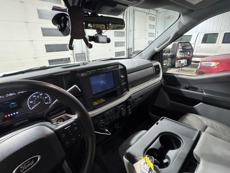 2024-ford-f250-image-7