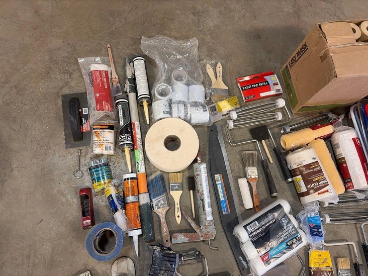 assortment-of-paint-supplies-image-7