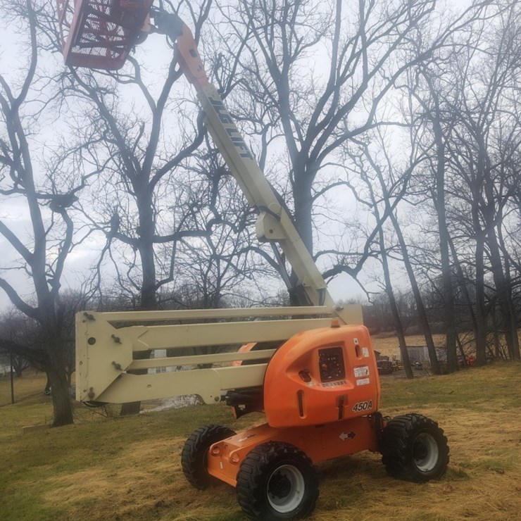 2020 JLG 450A