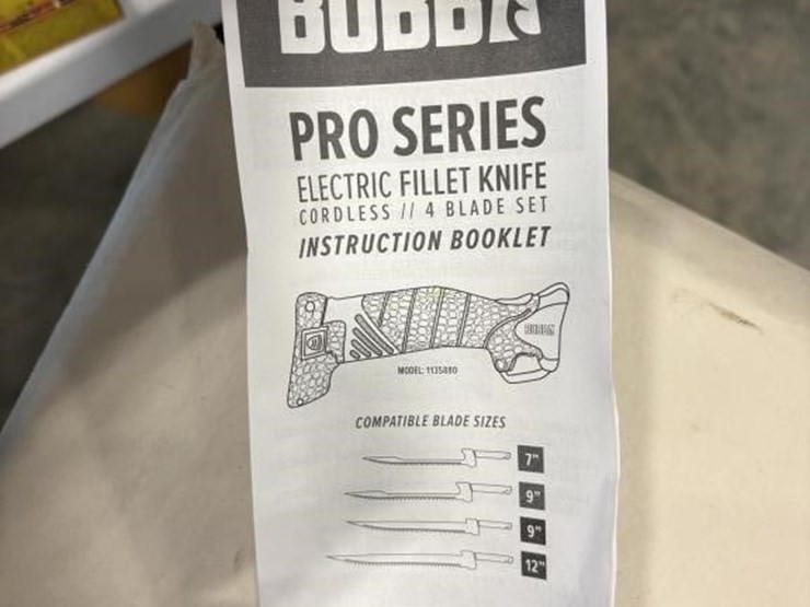 bubba-rechargeable-filet-knife-&-case-image-4