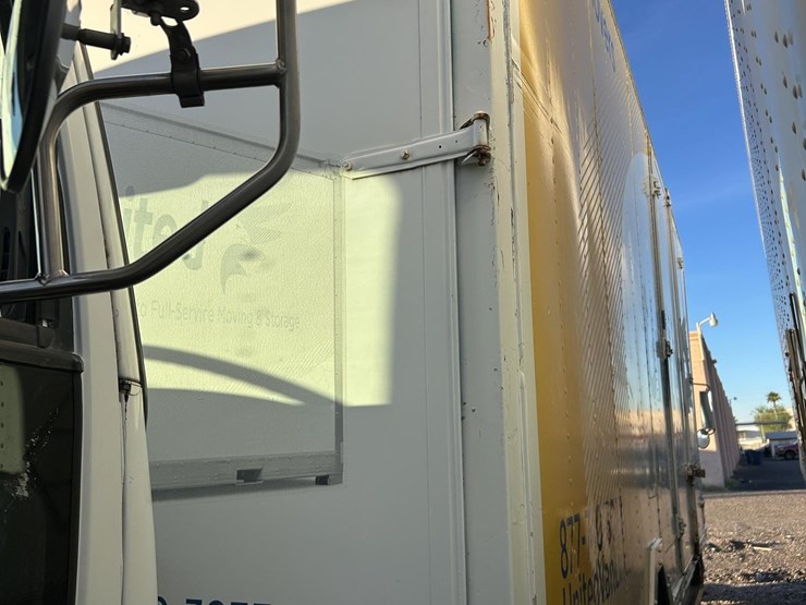 2016-volvo-f613-image-12