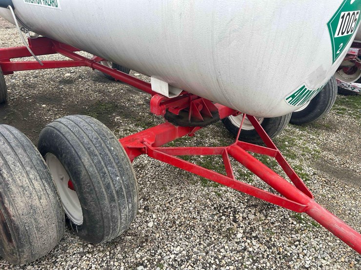 1000-gal.-nh3-tank-on-gear-#76-image-3