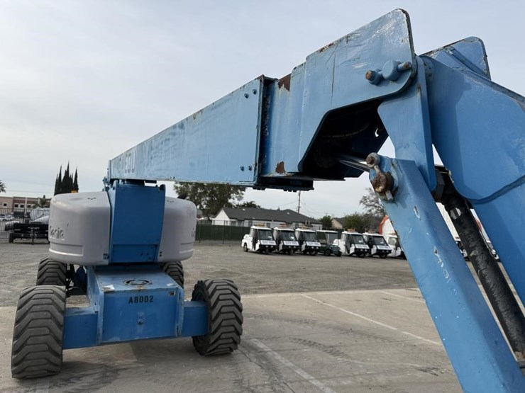 genie-s-80j-boom-lift-image-14