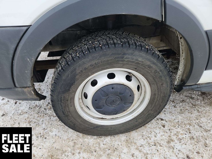 2017-ford-transit-image-11