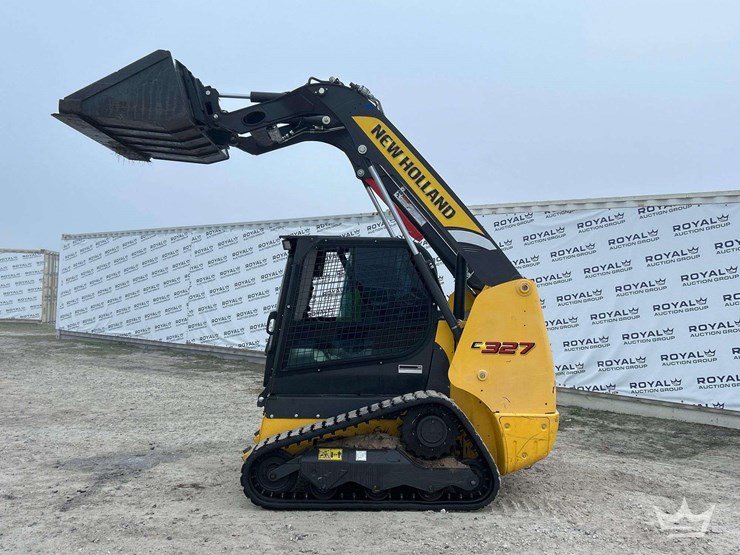 2023-new-holland-c327-image-33