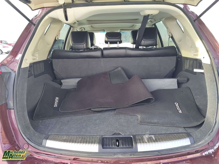 2011-nissan-murano-image-16