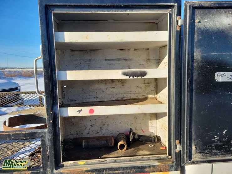 2011-ford-f350-image-24