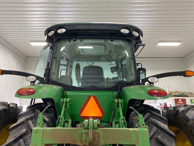 2013-john-deere-7230r-image-7