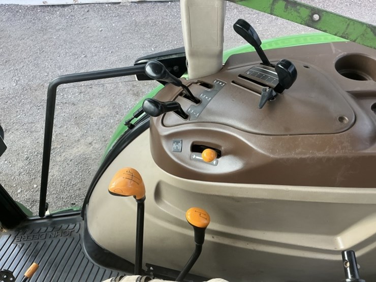 john-deere-5425-image-22