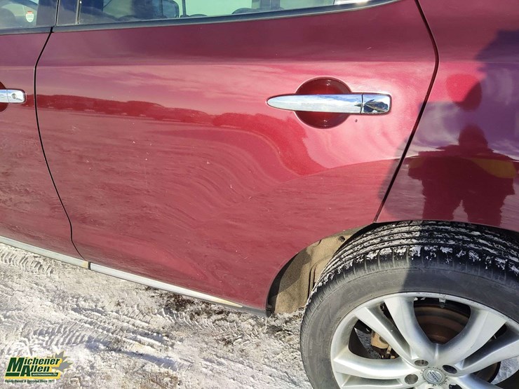 2011-nissan-murano-image-32