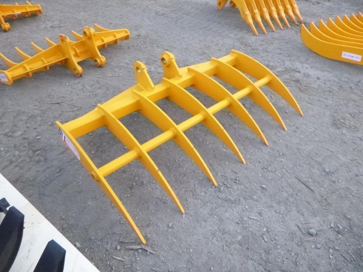 caterpillar-303-image-2