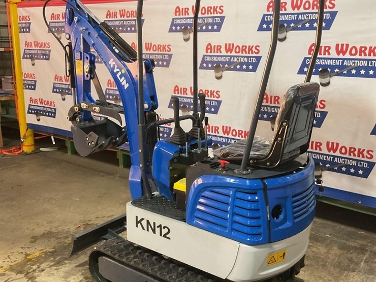 (inv.50010)-new-unused-kylin-kn12-mini-excavator,-14-hp-gas-engine,-manual-thumb,-16"-bucket,-blade-image-12