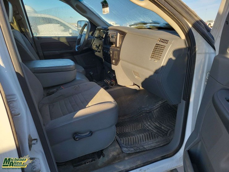 2008-dodge-ram-2500-image-21