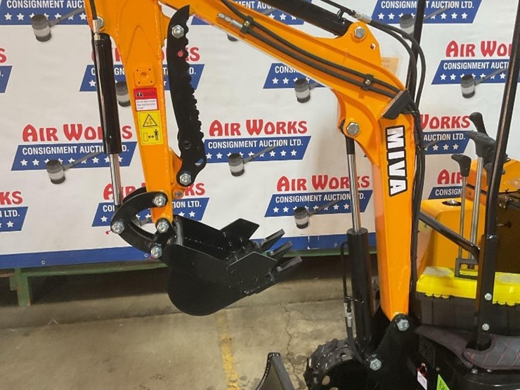 (inv.50011)-new-unused-miva-va15-mini-excavator,-13.5-hp-gas-engine,-aux.-hydraulics,-15"-bucket,-image-16