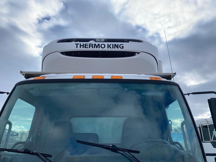 2018-hino-338-image-8