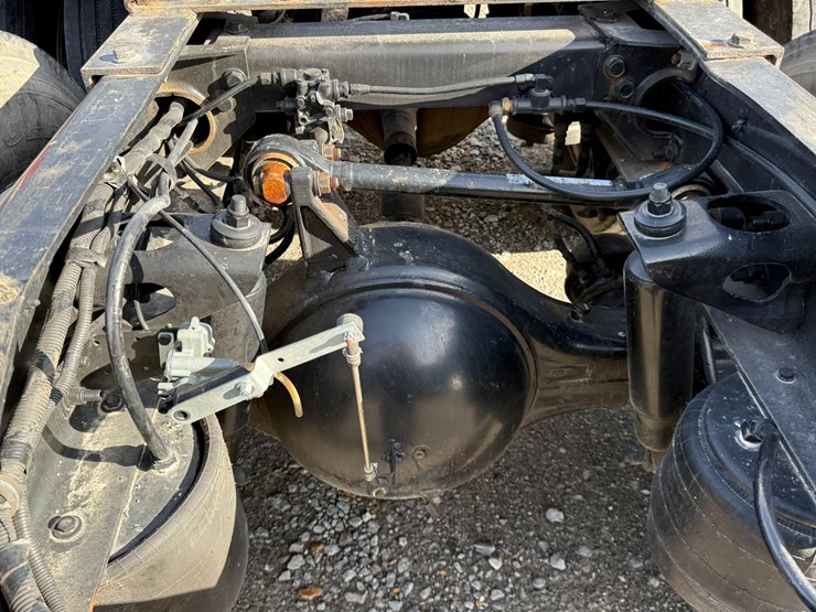 2014-peterbilt-389-image-20