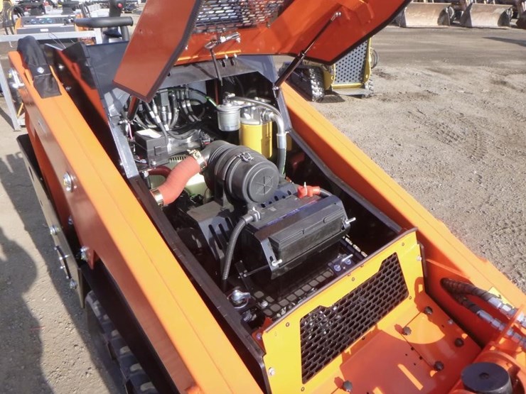 2025-sdlool-v1000-skid-steer-track-loader-image-17