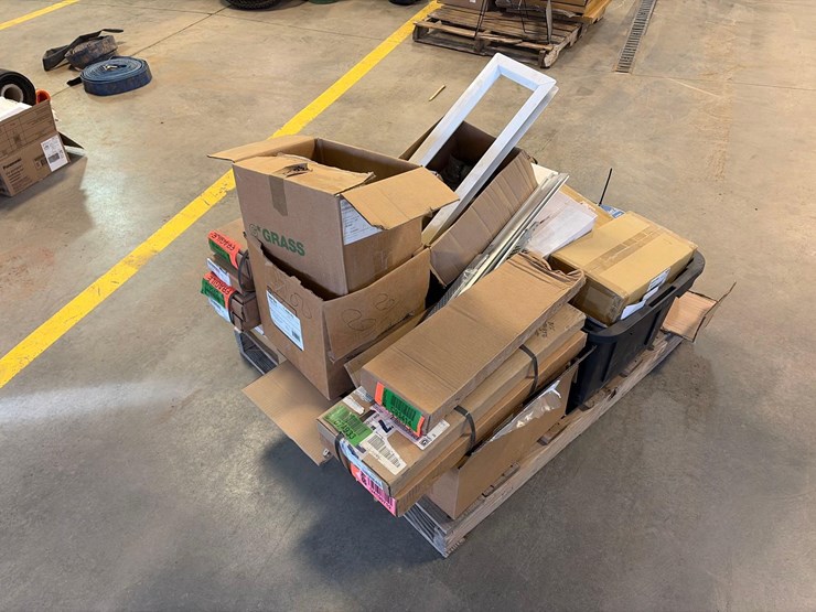 assortment-of-door-hardware-and-curtain-rods-image-3